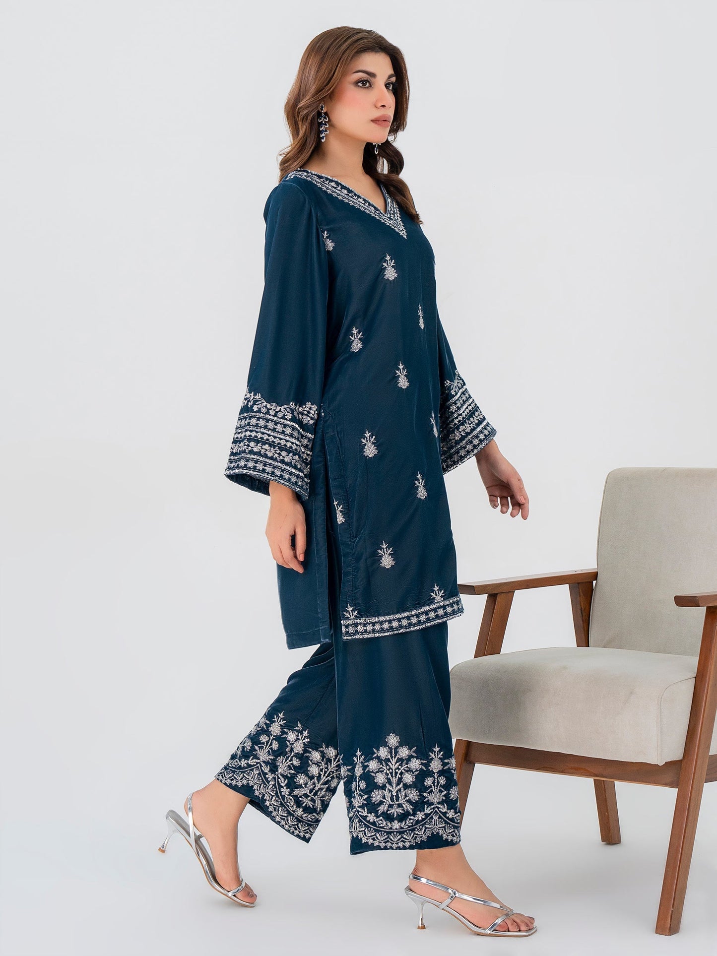 3PC EMBROIDERED MICRO 9000 VELVET DRESS - RO-539