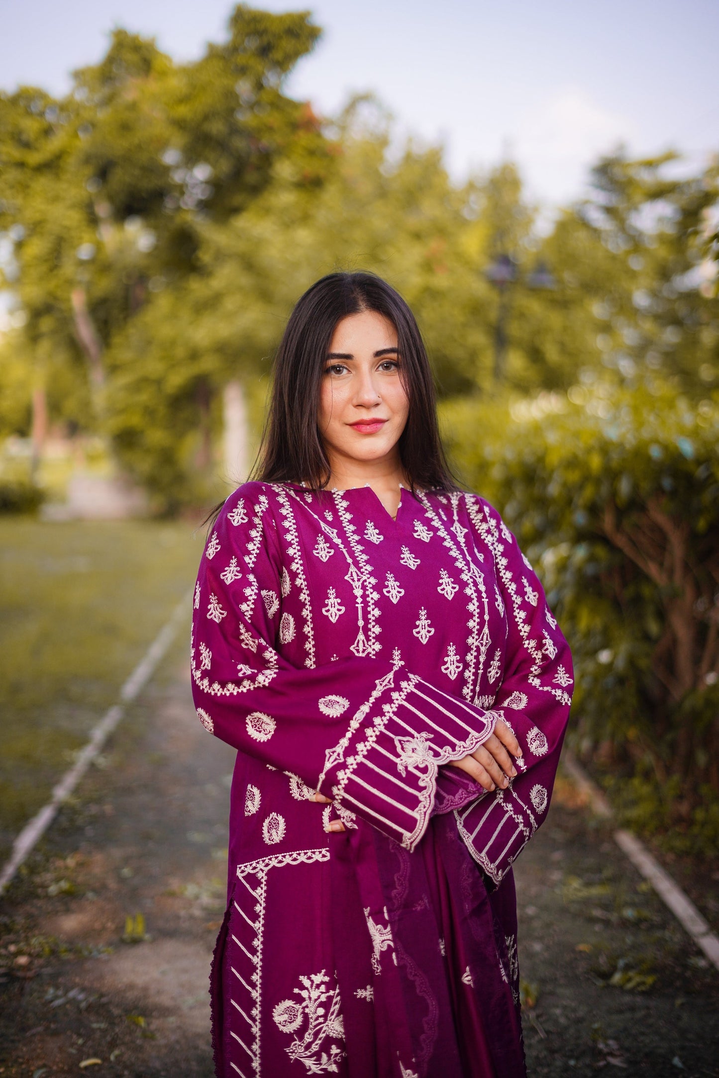 3PC EMBROIDERED DHANAK DRESS RO - 511